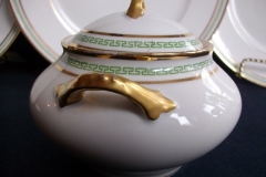 PORCELAINE LIMOUSINE/MARTIAL REDON GREEN GREEK KEY-  COVERED SUGAR BOWL   ..... https://www.jaapiesfinechinastore.com