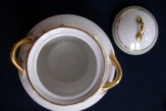 PORCELAINE LIMOUSINE/MARTIAL REDON GREEN GREEK KEY-  COVERED SUGAR BOWL   ..... http://jaapiesfinechinastore.com