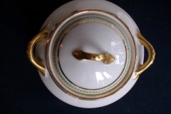 PORCELAINE LIMOUSINE/MARTIAL REDON GREEN GREEK KEY-  COVERED SUGAR BOWL   ..... http://jaapiesfinechinastore.com