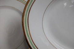 PORCELAINE LIMOUSINE/MARTIAL REDON GREEN GREEK KEY-  OVAL SERVING PLATTER 15 1/2"    ..... https://www.jaapiesfinechinastore.com