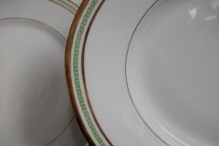 PORCELAINE LIMOUSINE/MARTIAL REDON GREEN GREEK KEY-  OVAL SERVING PLATTER 15 1/2"    ..... http://jaapiesfinechinastore.com