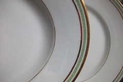 PORCELAINE LIMOUSINE/MARTIAL REDON GREEN GREEK KEY-  OVAL SERVING PLATTER 15 1/2"    ..... https://www.jaapiesfinechinastore.com