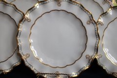 ROYAL CROWN DERBY LOMBARDY- DINNER PLATE   .....   http://jaapiesfinechinastore.com