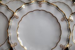 ROYAL CROWN DERBY LOMBARDY- DINNER PLATE   .....   http://jaapiesfinechinastore.com