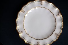 ROYAL CROWN DERBY LOMBARDY- DINNER PLATE   .....   http://jaapiesfinechinastore.com
