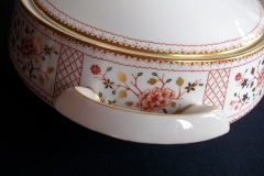 ROYAL CROWN DERBY LUCIENNE #A1266- COVERED SERVING BOWL   .....   https://www.jaapiesfinechinastore.com