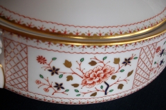 ROYAL CROWN DERBY LUCIENNE #A1266- COVERED SERVING BOWL   .....   https://www.jaapiesfinechinastore.com