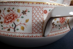 ROYAL CROWN DERBY LUCIENNE #A1266- COVERED SERVING BOWL   .....   https://www.jaapiesfinechinastore.com