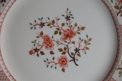 ROYAL CROWN DERBY LUCIENNE #A1266-  DINNER PLATE   .....   https://www.jaapiesfinechinastore.com