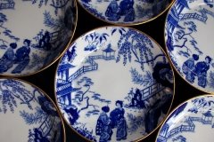 ROYAL CROWN DERBY MIKADO- BERRY BOWL   .....   http://jaapiesfinechinastore.com