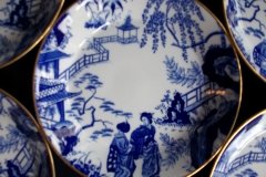 ROYAL CROWN DERBY MIKADO- BERRY BOWL   .....   http://jaapiesfinechinastore.com