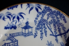 ROYAL CROWN DERBY MIKADO- BERRY BOWL   .....   https://www.jaapiesfinechinastore.com