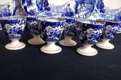 ROYAL CROWN DERBY MIKADO- EGG CUP   .....   https://www.jaapiesfinechinastore.com