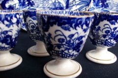 ROYAL CROWN DERBY MIKADO- EGG CUP   .....   http://jaapiesfinechinastore.com