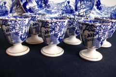 ROYAL CROWN DERBY MIKADO- EGG CUP   .....   https://www.jaapiesfinechinastore.com