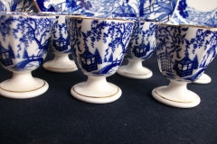 ROYAL CROWN DERBY MIKADO- EGG CUP   .....   https://www.jaapiesfinechinastore.com