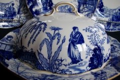 ROYAL CROWN DERBY MIKADO- MUFFIN DISH   .....   http://jaapiesfinechinastore.com