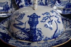 ROYAL CROWN DERBY MIKADO- MUFFIN DISH   .....   https://www.jaapiesfinechinastore.com