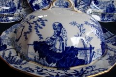 ROYAL CROWN DERBY MIKADO- MUFFIN DISH   .....   http://jaapiesfinechinastore.com