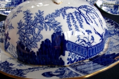 ROYAL CROWN DERBY MIKADO- MUFFIN DISH   .....   https://www.jaapiesfinechinastore.com