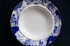 ROYAL CROWN DERBY MIKADO- MUFFIN DISH   .....   http://jaapiesfinechinastore.com