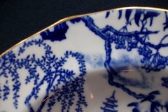 ROYAL CROWN DERBY MIKADO- RIM SOUP PLATE   .....   http://jaapiesfinechinastore.com