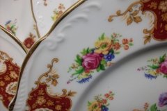 REGENCY FLORAL SPRAYS, MAROON & TAN CARTOUCHE-  DINNER PLATE  10 5/8"   .....   http://jaapiesfinechinastore.com