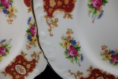 REGENCY FLORAL SPRAYS, MAROON & TAN CARTOUCHE-  DINNER PLATE  10 5/8"   .....   https://www.jaapiesfinechinastore.com