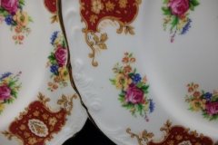 REGENCY FLORAL SPRAYS, MAROON & TAN CARTOUCHE-  DINNER PLATE  10 5/8"   .....   http://jaapiesfinechinastore.com