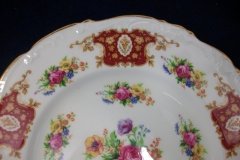 REGENCY FLORAL SPRAYS, MAROON & TAN CARTOUCHE-  DINNER PLATE  10 5/8"   .....   http://jaapiesfinechinastore.com