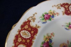 REGENCY FLORAL SPRAYS, MAROON & TAN CARTOUCHE-  DINNER PLATE  10 5/8"   .....   http://jaapiesfinechinastore.com