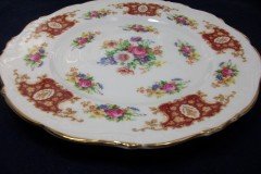 REGENCY FLORAL SPRAYS, MAROON & TAN CARTOUCHE-  DINNER PLATE  10 5/8"   .....   http://jaapiesfinechinastore.com