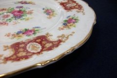 REGENCY FLORAL SPRAYS, MAROON & TAN CARTOUCHE-  DINNER PLATE  10 5/8"   .....   http://jaapiesfinechinastore.com