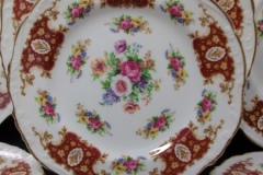 REGENCY FLORAL SPRAYS, MAROON & TAN CARTOUCHE-  DESSERT/ PIE PLATE 7 7/8"   .....   https://www.jaapiesfinechinastore.com