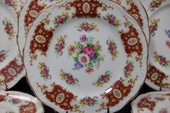 REGENCY FLORAL SPRAYS, MAROON & TAN CARTOUCHE-  DESSERT/ PIE PLATE 7 7/8"   .....   http://jaapiesfinechinastore.com