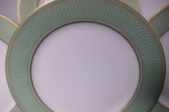 ROSENTHAL SPENCERIAN CELADON GREEN- DINNER PLATE  .....  https://www.jaapiesfinechinastore.com