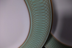 ROSENTHAL SPENCERIAN CELADON GREEN- DINNER PLATE  .....  https://www.jaapiesfinechinastore.com