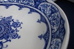 WEDGWOOD QUEEN CHARLOTTE- ROUND SERVING BOWL 9 1/4"     .....   http://jaapiesfinechinastore.com