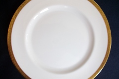 ROYAL ALBERT GREEK KEY- SALAD PLATE   .....   https://www.jaapiesfinechinastore.com