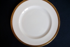 ROYAL ALBERT GREEK KEY- SALAD PLATE   .....   https://www.jaapiesfinechinastore.com