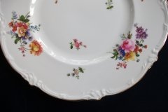ROYAL CAULDON MARITA- DINNER PLATE.....http://jaapiesfinechinastore.com