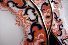 ROYAL CROWN DERBY #3973 IMARI- ORANGE/COBALT SCROLLS- BREAD & BUTTER PLATE   .....   http://jaapiesfinechinastore.com
