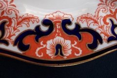 ROYAL CROWN DERBY #3973 IMARI- ORANGE/COBALT SCROLLS- DINNER PLATE   .....   http://jaapiesfinechinastore.com