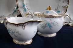 ROYAL CROWN DERBY- ROYAL AQUA FLORAL A1186- CREAMER  8oz  .....   https://www.jaapiesfinechinastore.com