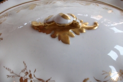 ROYAL CROWN DERBY ROYAL ST JAMES-  COVERED SERVING BOWL   .....   https://www.jaapiesfinechinastore.com