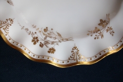 ROYAL CROWN DERBY ROYAL ST JAMES- DINNER PLATE  .....   ttps://www.jaapiesfinechinastore.com