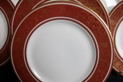 ROYAL DOULTON BUCKINGHAM- LUNCH  PLATE   .....   https://www.jaapiesfinechinastore.com