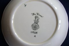 ROYAL DOULTON THE VERNON GREEN-  BERRY BOWL    .....   http://jaapiesfinechinastore.com