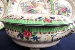 ROYAL DOULTON THE VERNON GREEN-  COVERED SERVING BOWL   .....   http://jaapiesfinechinastore.com