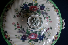 ROYAL DOULTON THE VERNON GREEN-  COVERED SERVING BOWL   .....   https://www.jaapiesfinechinastore.com